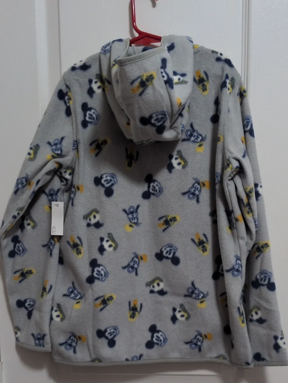 Amazon Essentials nwt pocketed
